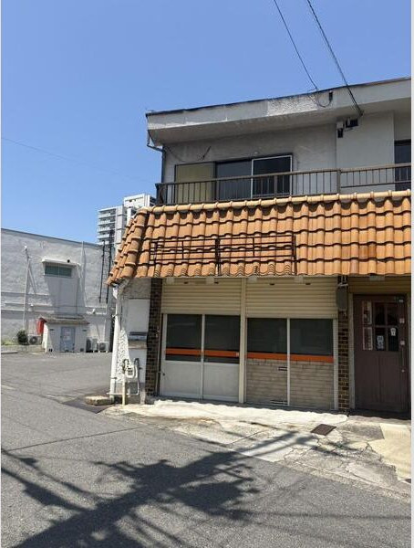 岸和田市｜土生町店舗(カラオケ跡地) の写真