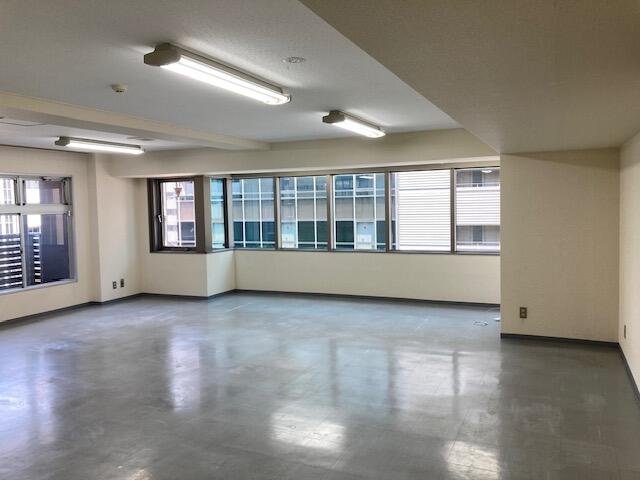 大阪市中央区｜ダイアパレスビル本町 602 の写真