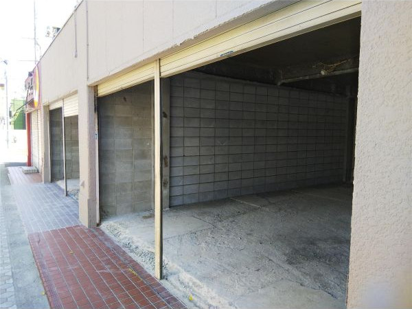 茨木市｜サンライフタウン古市(店舗)の写真