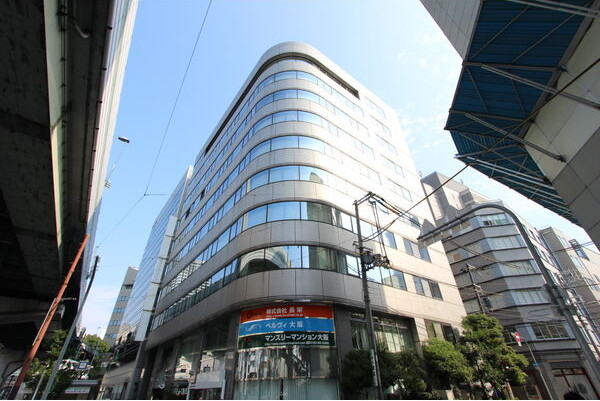 大阪市西区｜カーニープレイス本町の写真